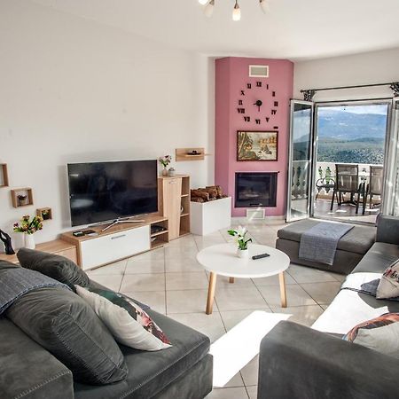 Nikos Apartments Spacious And Panoramic Argostolion Exterior foto