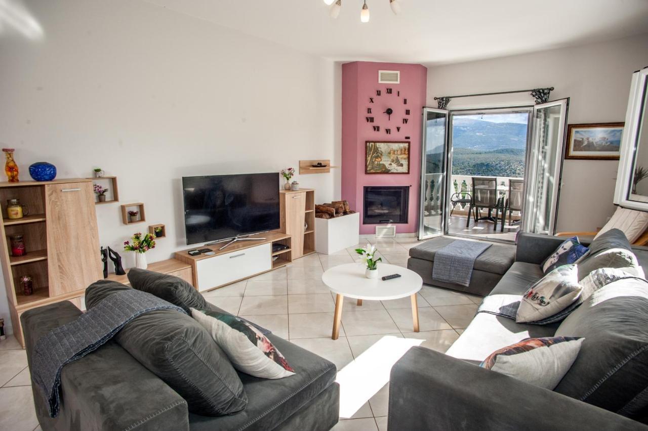 Nikos Apartments Spacious And Panoramic Argostolion Exterior foto