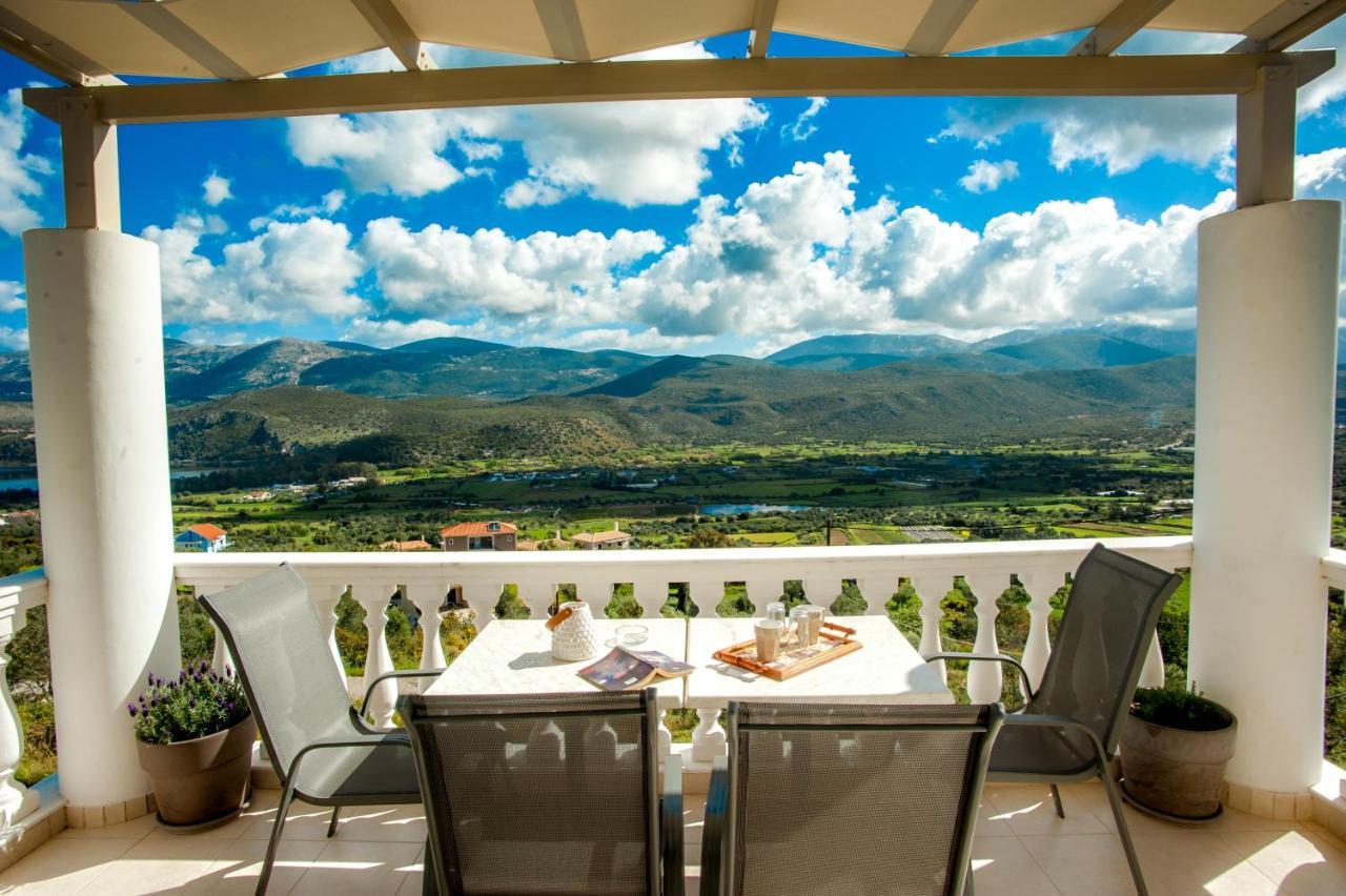 Nikos Apartments Spacious And Panoramic Argostolion Exterior foto