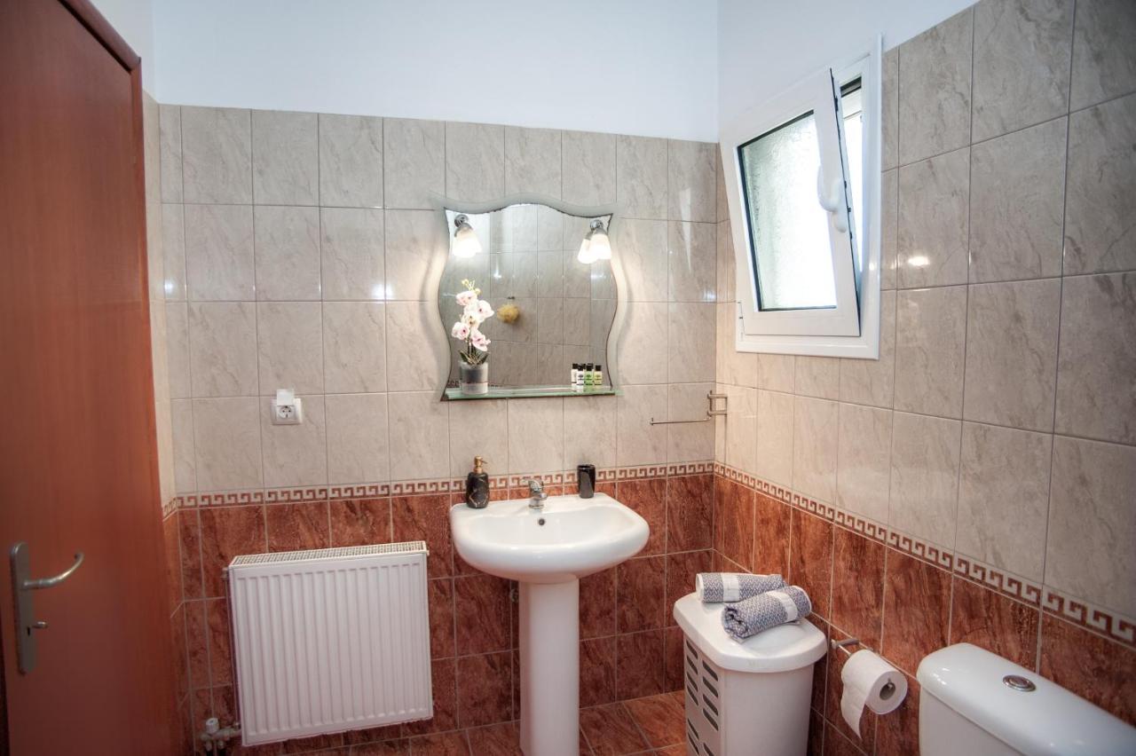 Nikos Apartments Spacious And Panoramic Argostolion Exterior foto