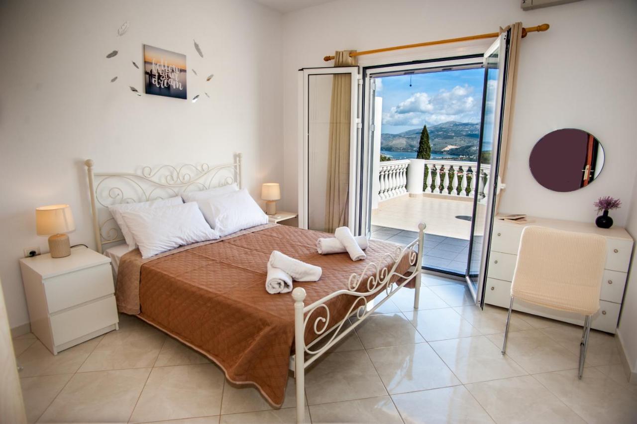 Nikos Apartments Spacious And Panoramic Argostolion Exterior foto