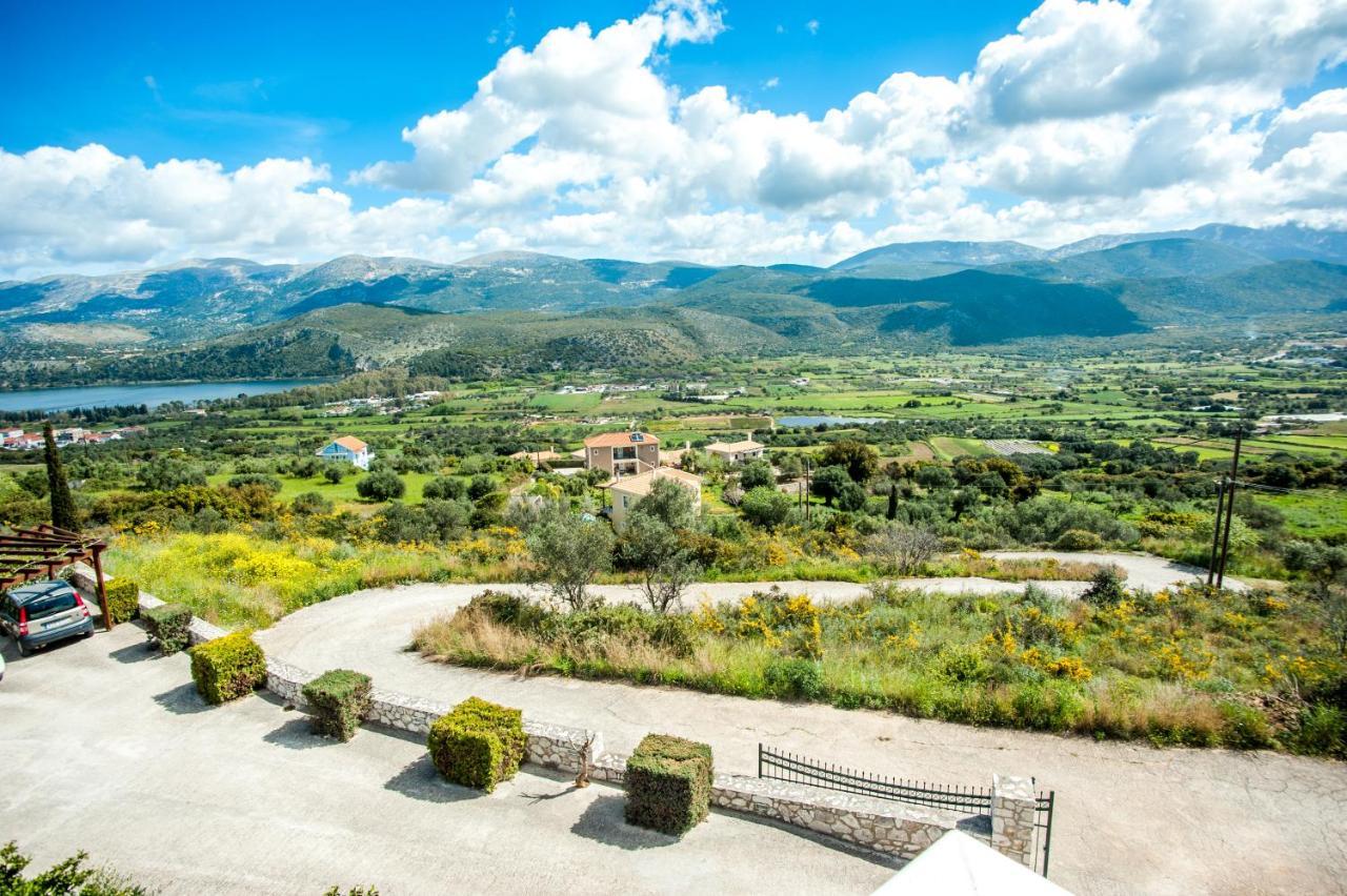 Nikos Apartments Spacious And Panoramic Argostolion Exterior foto