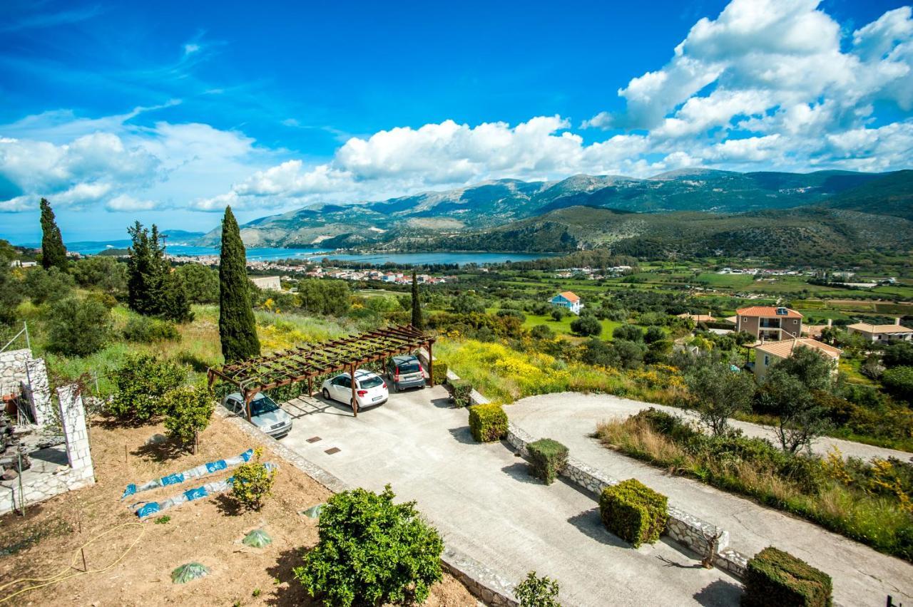 Nikos Apartments Spacious And Panoramic Argostolion Exterior foto